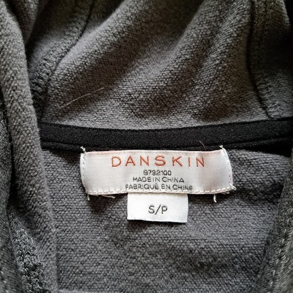 Danskin Hoodie Women's Small Grey Pull Over Hooded Sweatshirt Long Sleeved Cozy - Picture 6 of 14